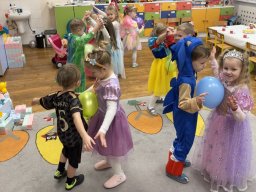 2025-01-10 Bal karnawałowy Biedronki